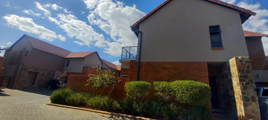 3 Bedroom Property for Sale in Wild Olive Estate Free State